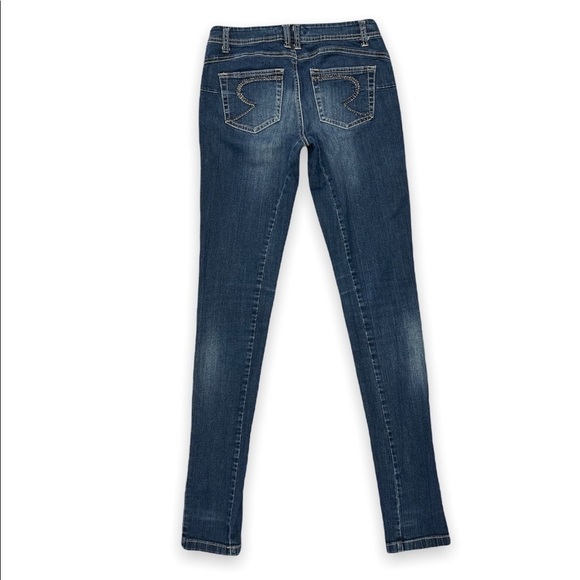 Revolt‎ Skinny Jeans Dark Wash Whiskers 5 Pocket Juniors 5 Tall - Picture 2 of 8